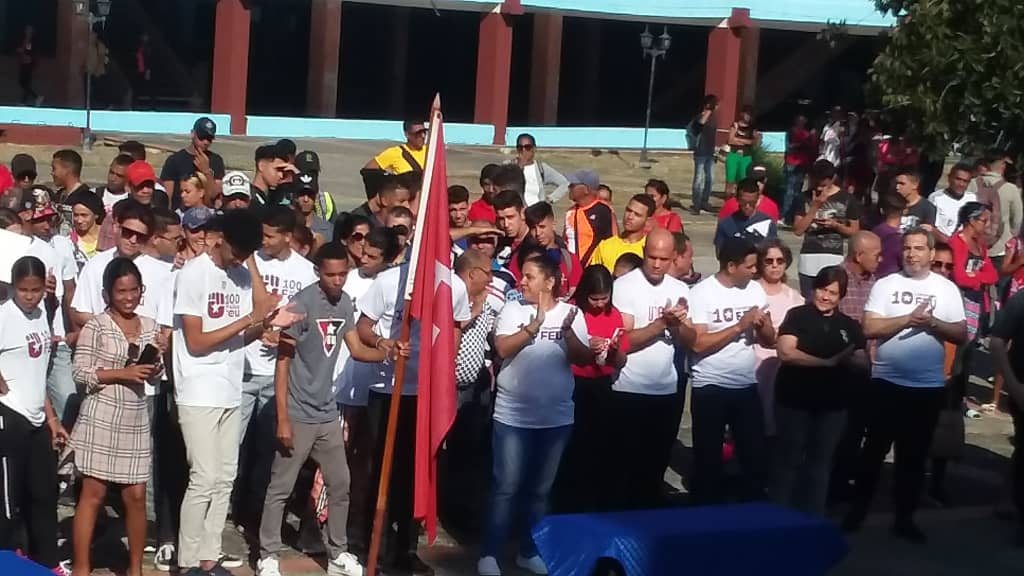 Acto de ingreso de estudiantes de primer año a la FEU