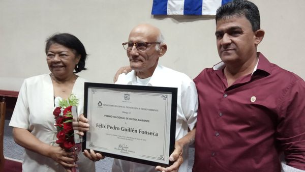 Festeja el CUM Campechuela Premio Nacional de Medio Ambiente.