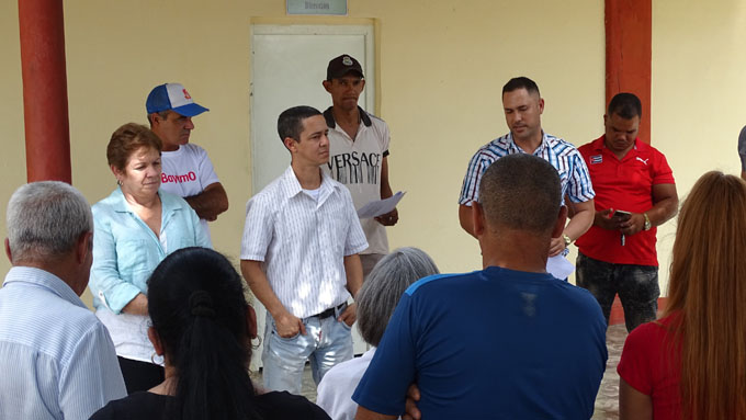 Intercambian con el pueblo granmense candidatos a diputados al Parlamento cubano