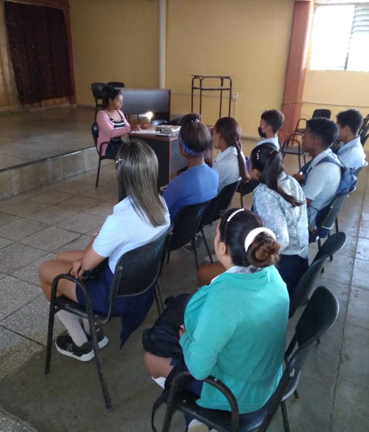 Reconoce CUM Media Luna labor de Colegio Universitario en el municipio