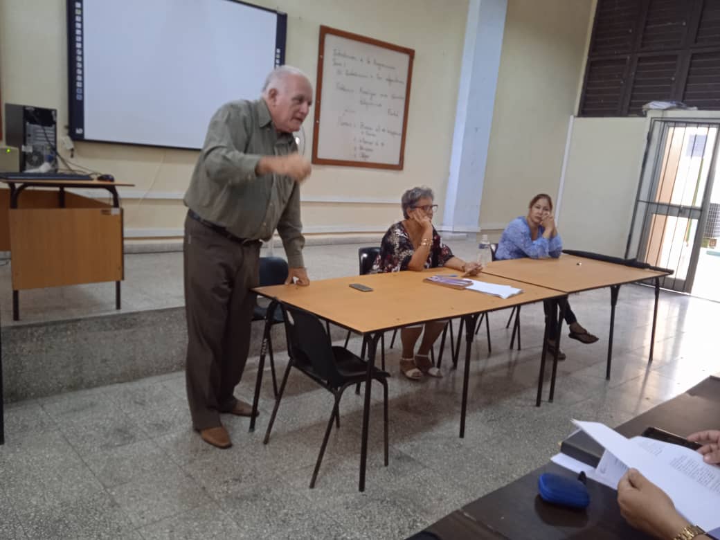 Seminario Científico Pedagógico en Campus Blas Roca Calderío