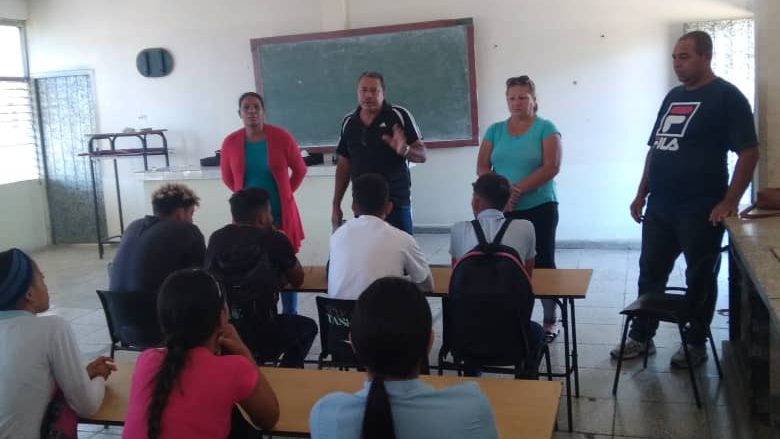 Desarrolla el CUM Media Luna actividades de Formación Vocacional y Orientación Profesional en el Centro Mixto del municipio