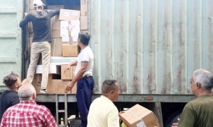 Distribuyen módulo gratuito de alimentos a damnificados en Granma