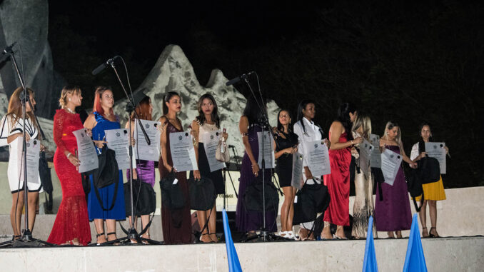 Gradúa Universidad de Granma nuevos profesionales