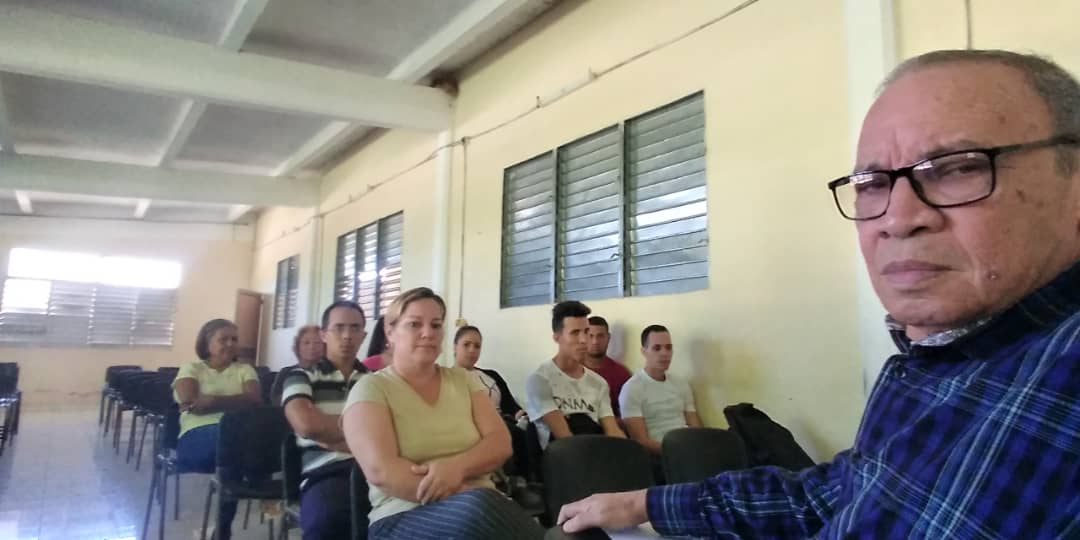 Departamento de Contabilidad y Finanzas desarrolla taller sobre el conocimiento diverso en la solución de problemas contables