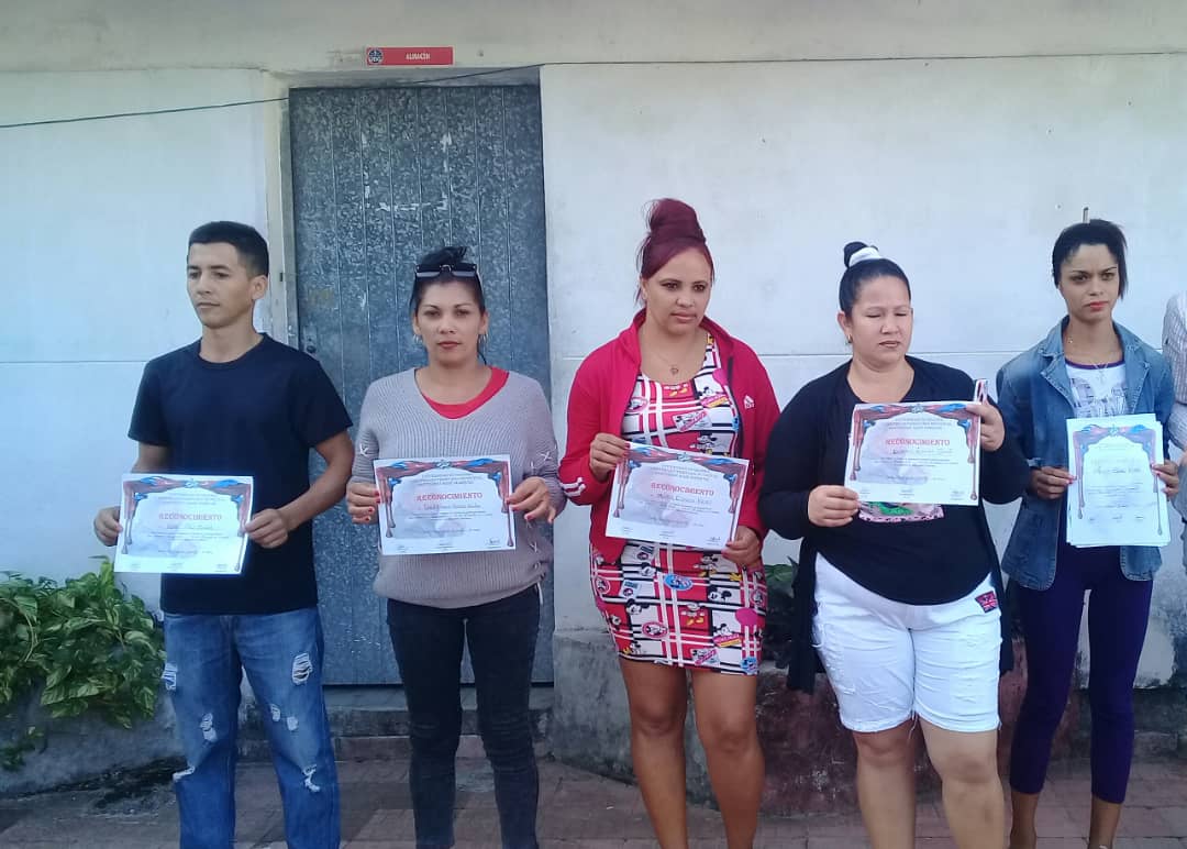 Reconocen en Bartolomé Masó a estudiantes universitarios con buen desempeño docente