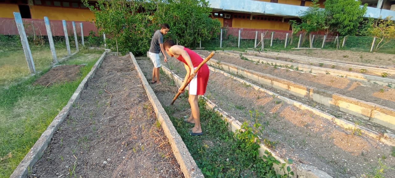Nuestra juventud en la vanguardia