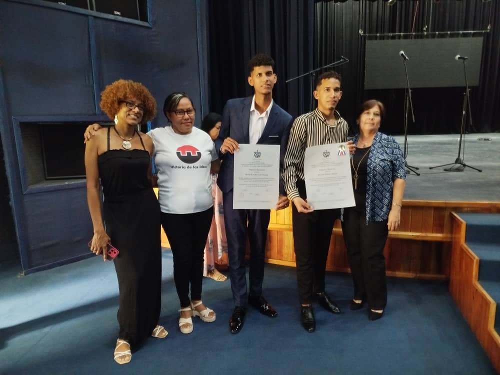 Desarrolla la Universidad de Granma su Cuadragésima Cuarta Graduación