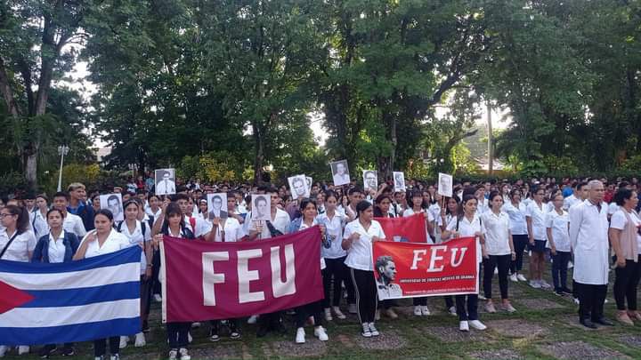 Granma sede del acto nacional de ingreso a la FEU