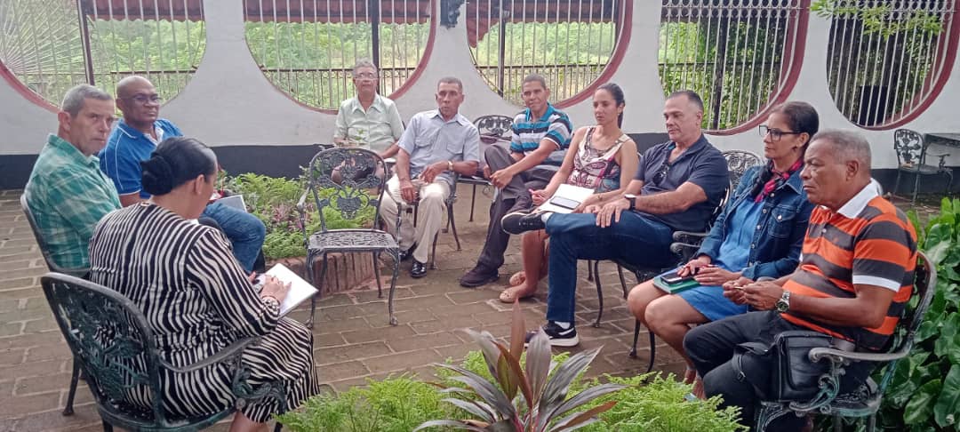 Intercambio con coordinadores de programas académicos